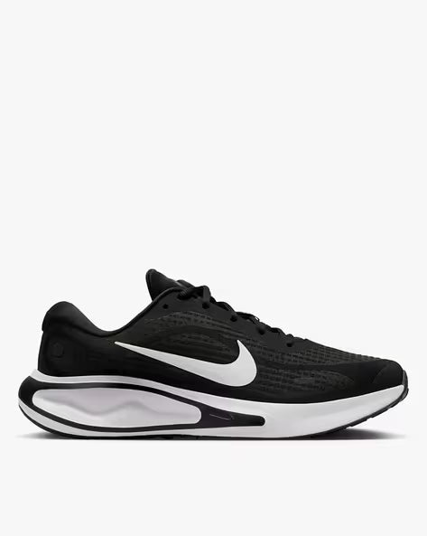 sports shoes